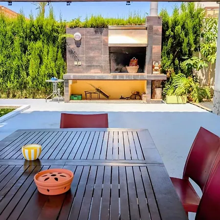 Villa A 100 Metros De La Playa Castellón de la Plana